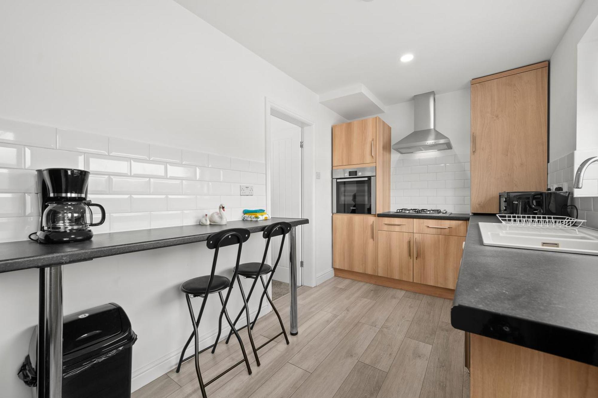52 Furnival Road, Guest house *